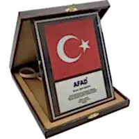 Kutulu Kristal Plaket